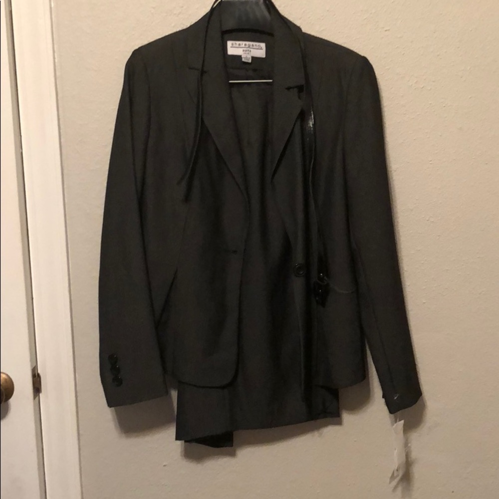 NWT skirt & suit set